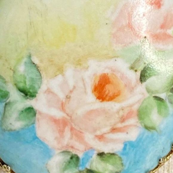 Floral Painted Ceramic Pendant Gold Tone Trim Metal - Picture 3 of 6